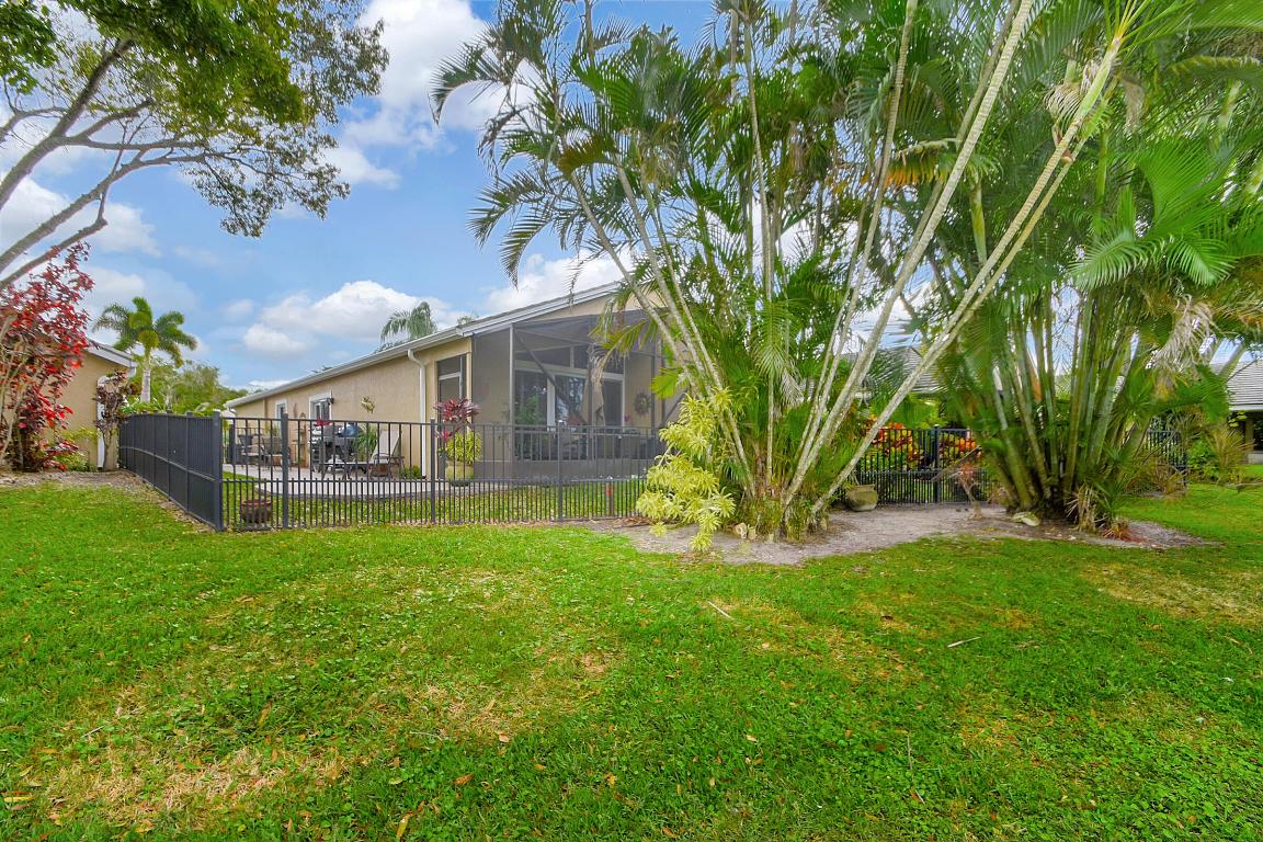 6105 Beaconwood Road