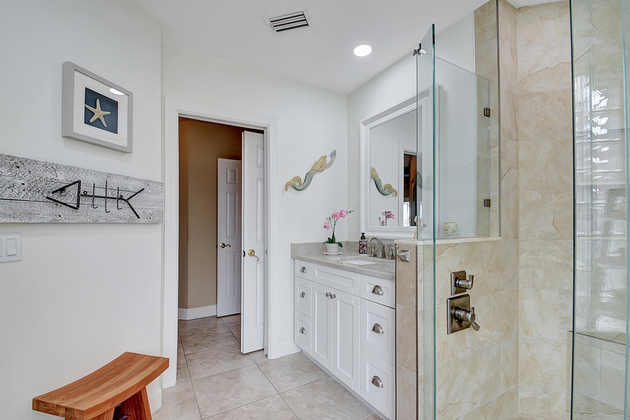 6105 Beaconwood Road