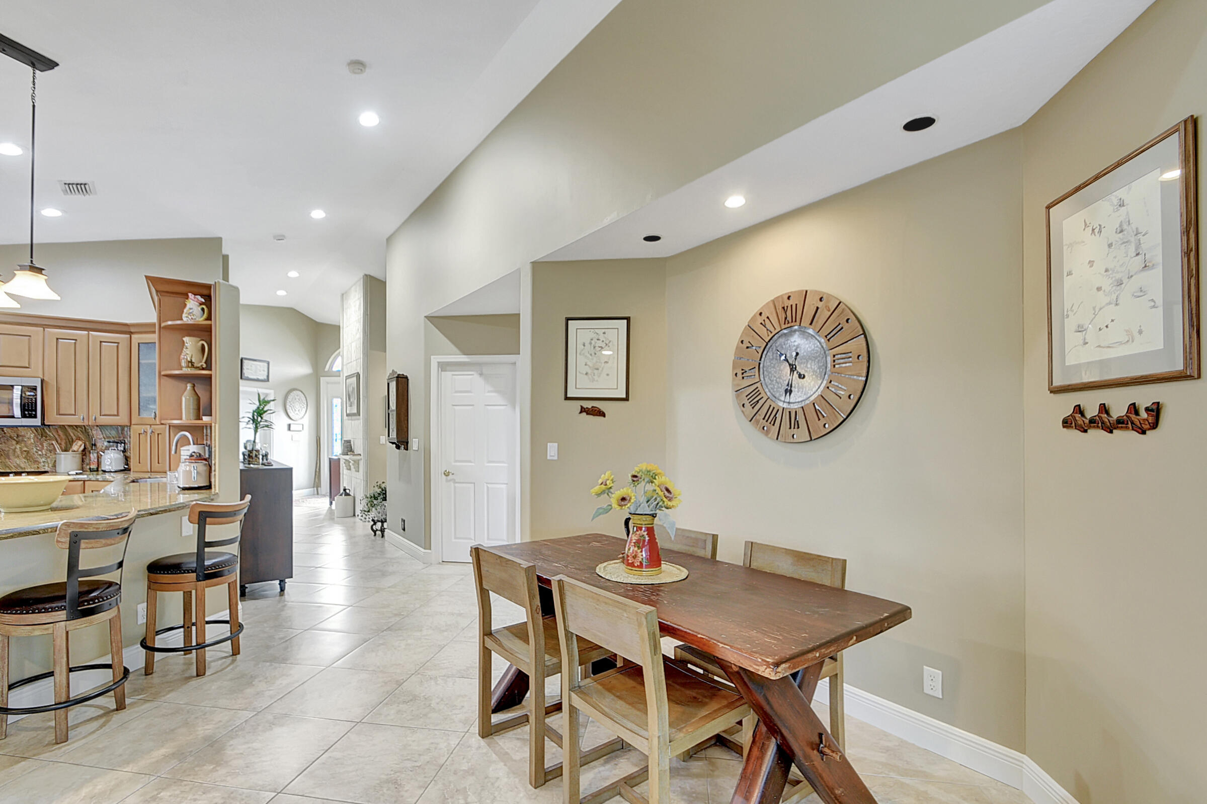 6105 Beaconwood Road