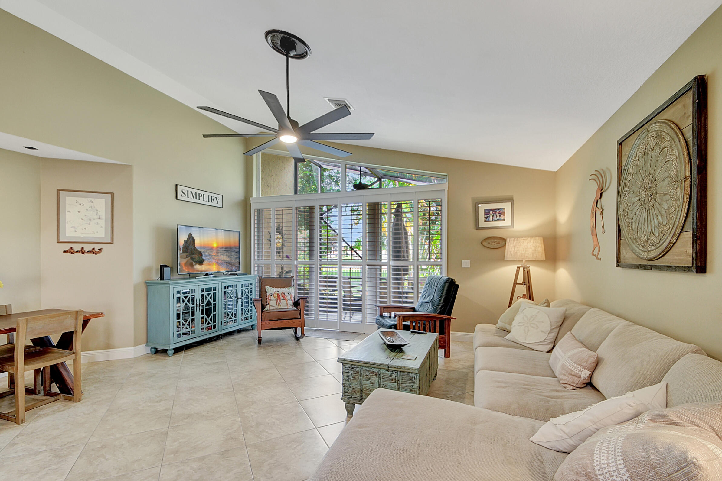 6105 Beaconwood Road