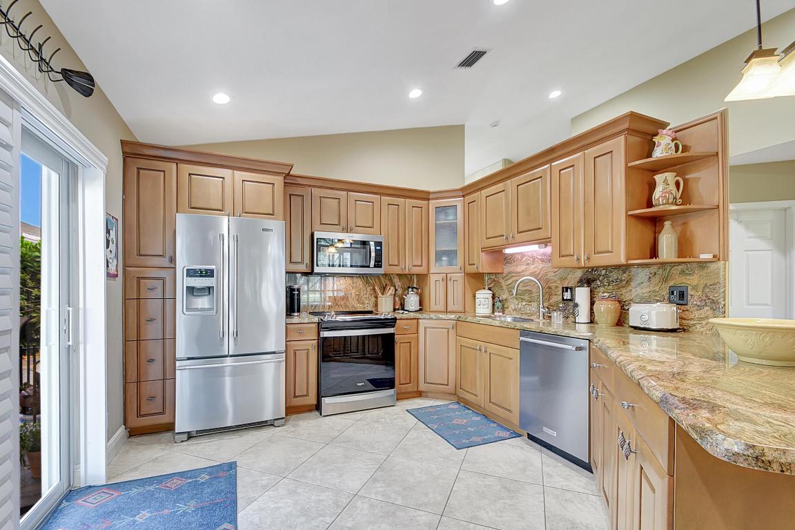 6105 Beaconwood Road