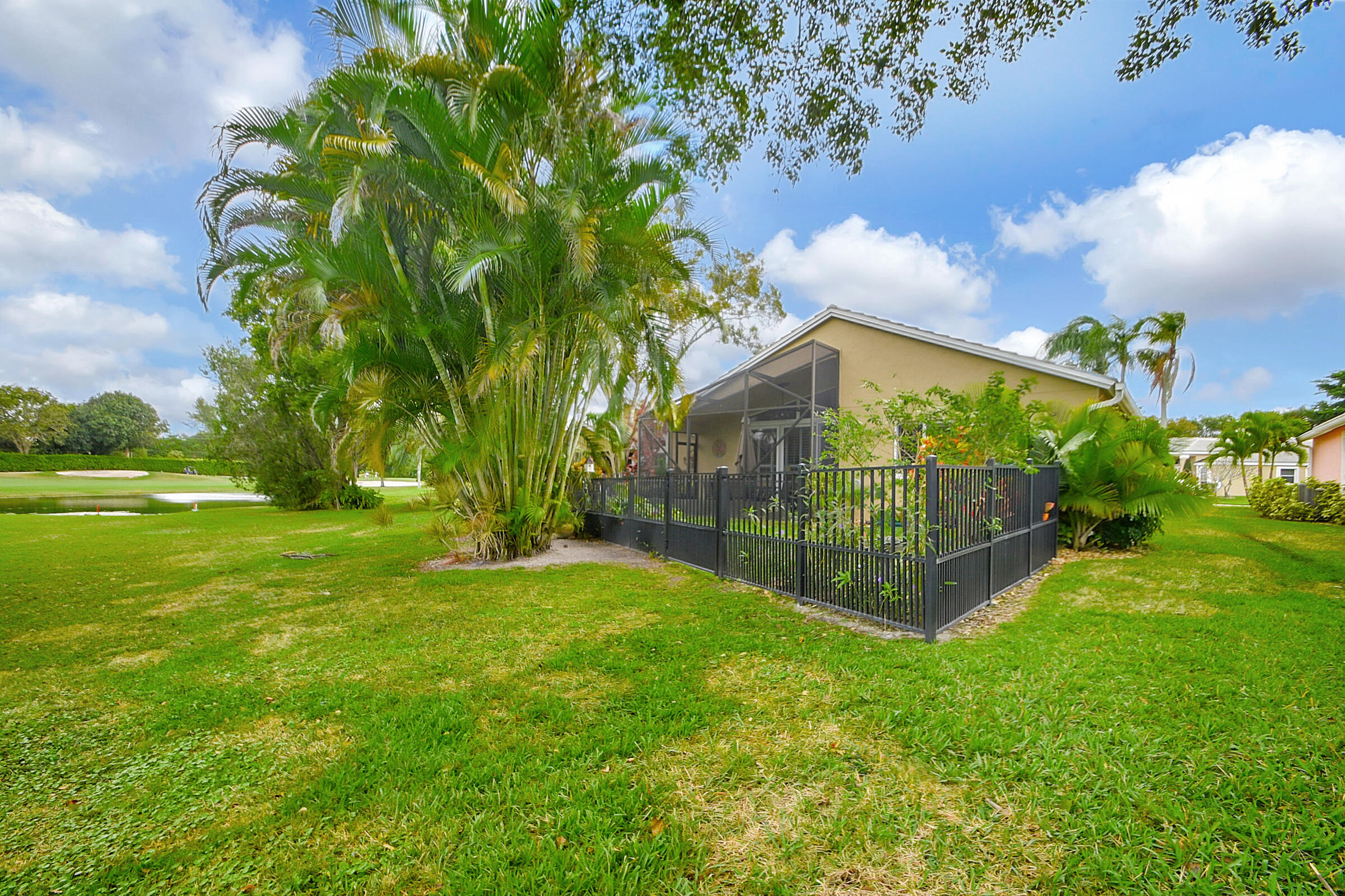 6105 Beaconwood Road