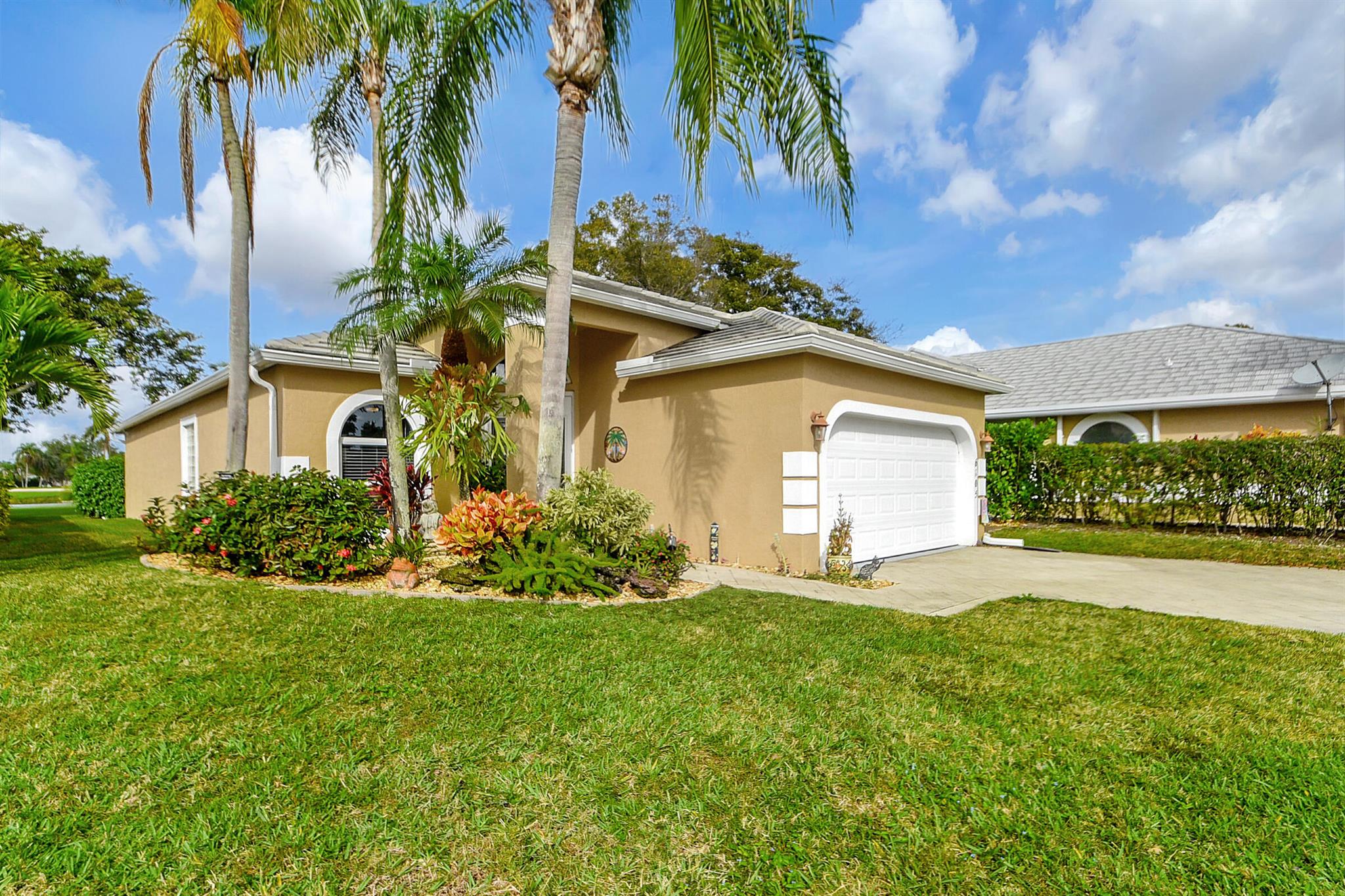 6105 Beaconwood Road