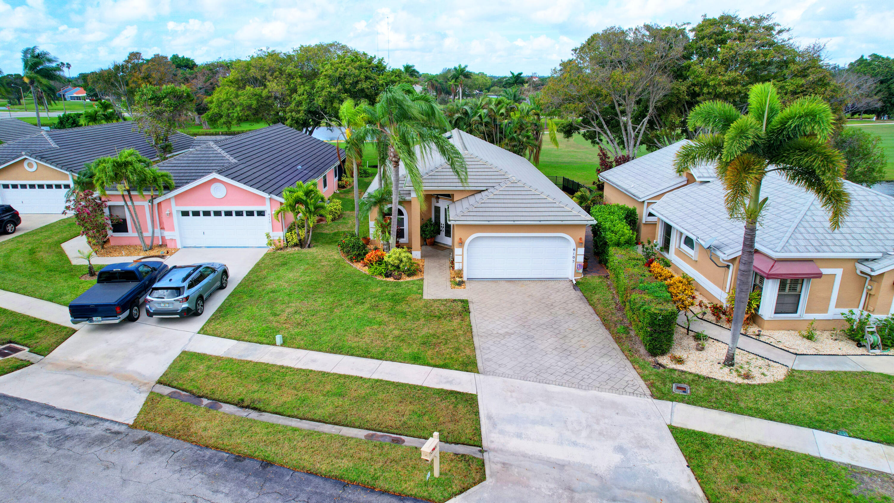 6105 Beaconwood Road