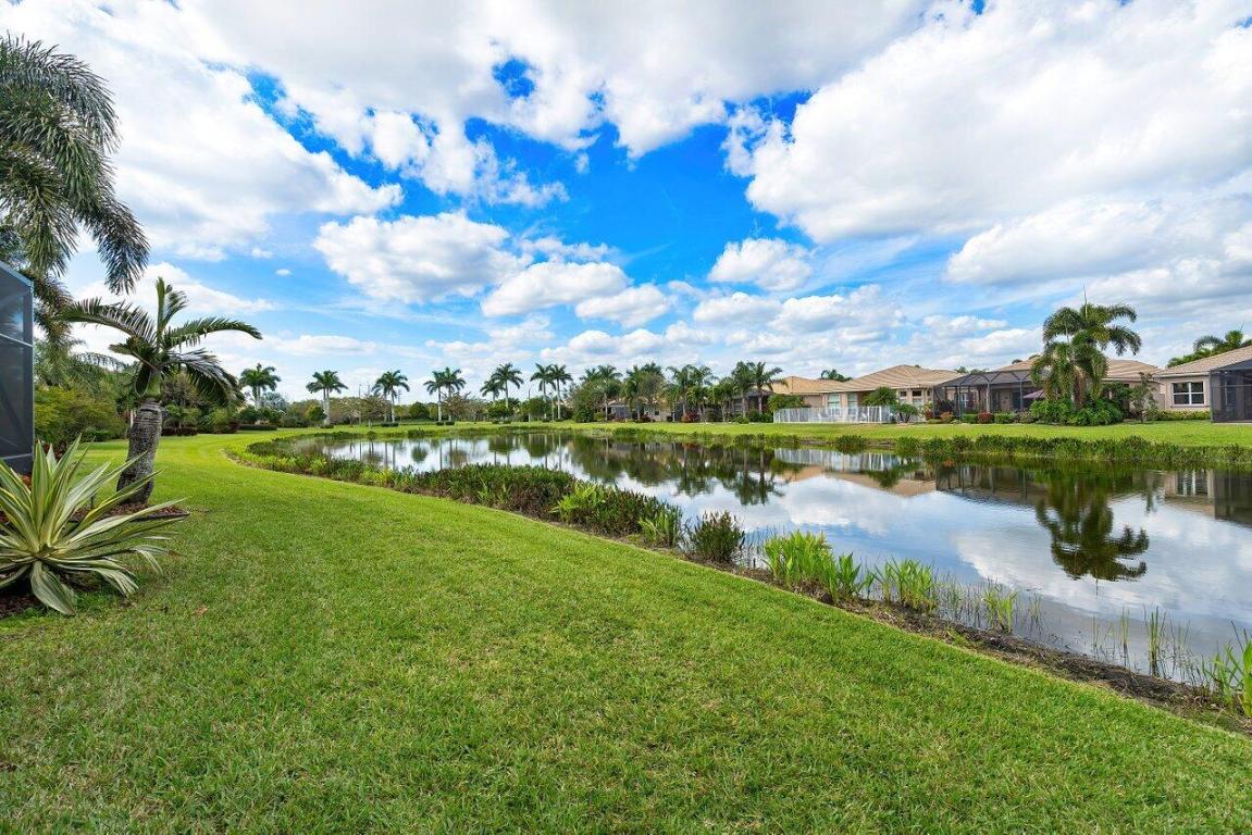 9047 Ribbons Ridge Point