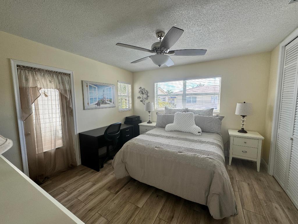 2111 NE 42nd Court 201w