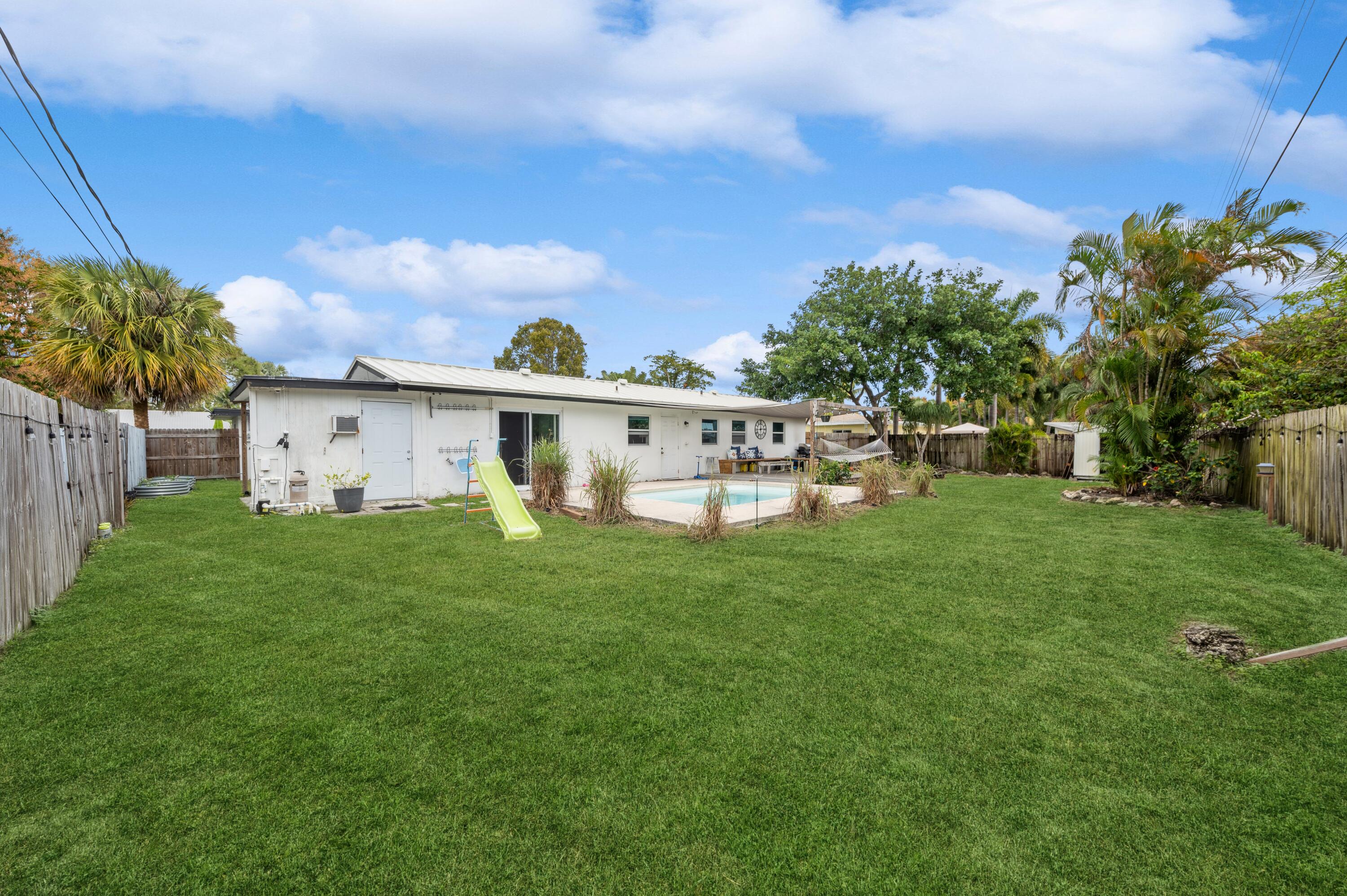 194 SE 27th Avenue