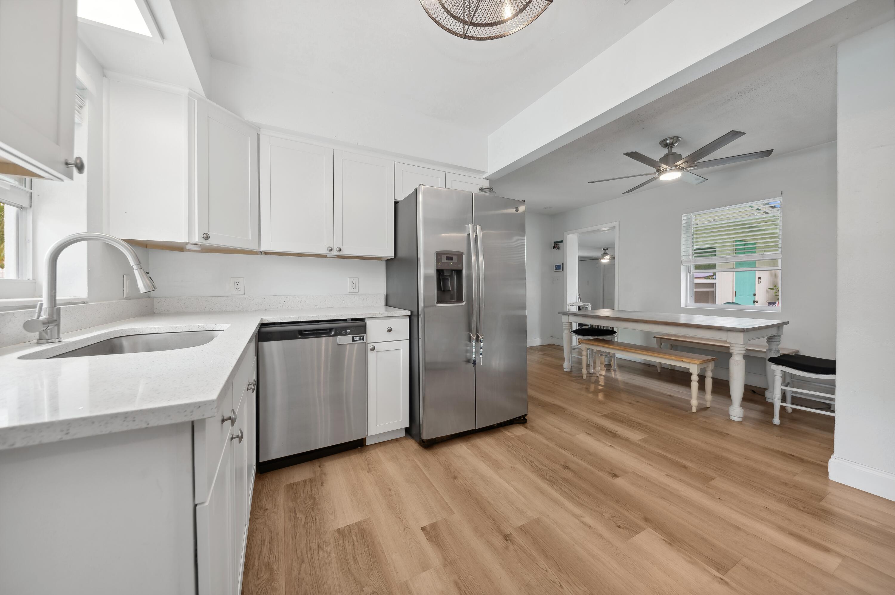 194 SE 27th Avenue