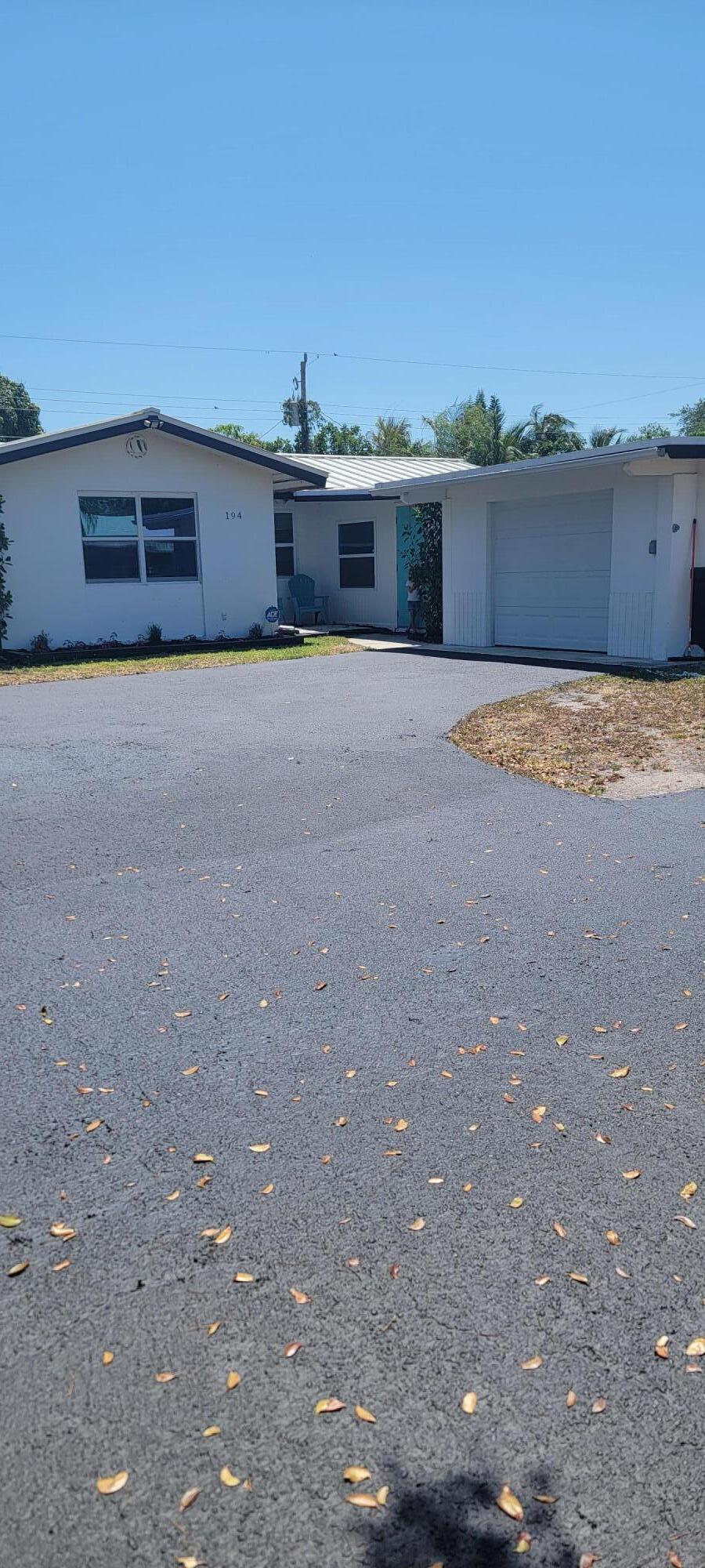 194 SE 27th Avenue