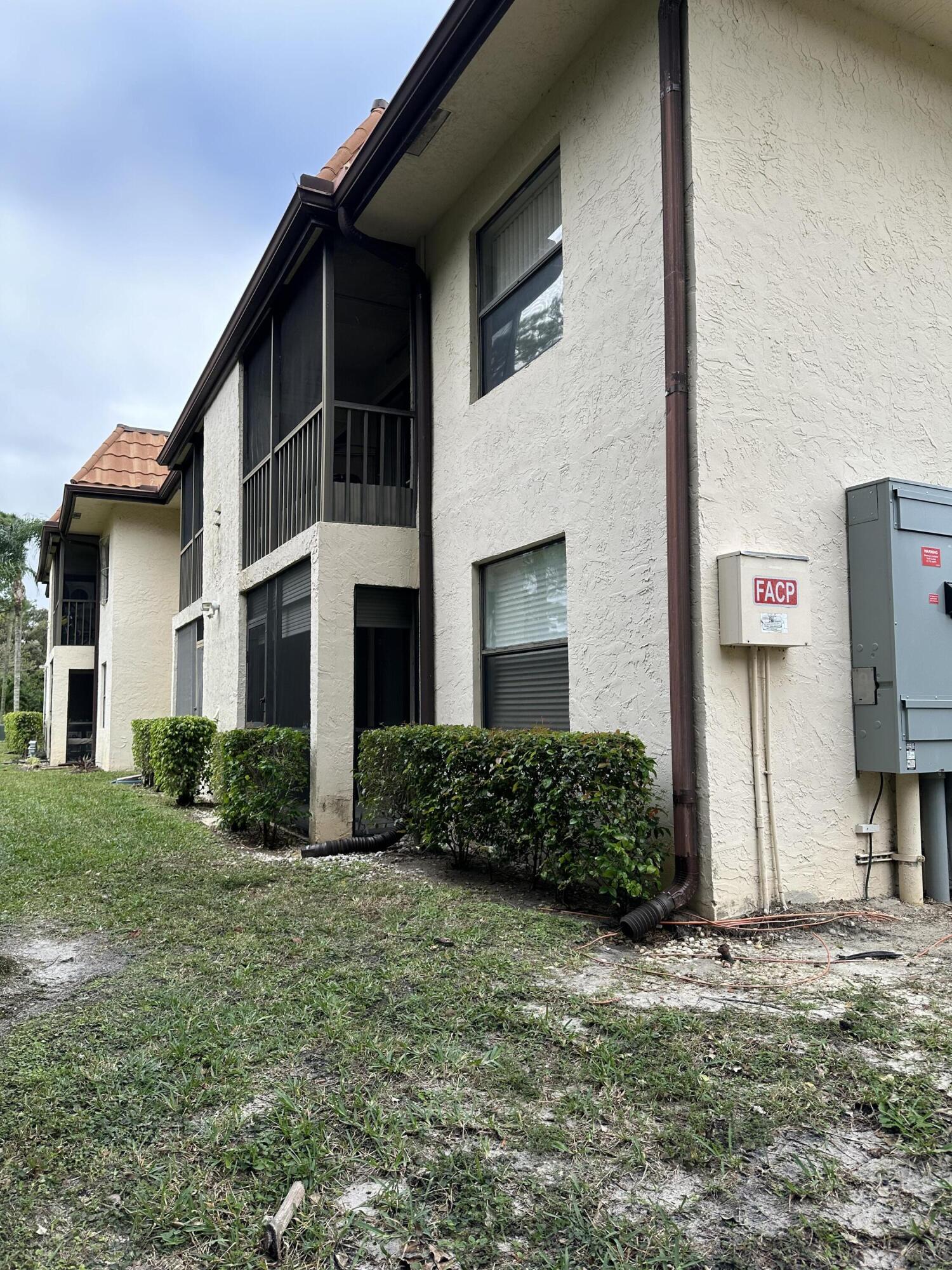 7190 Golf Colony Court 101