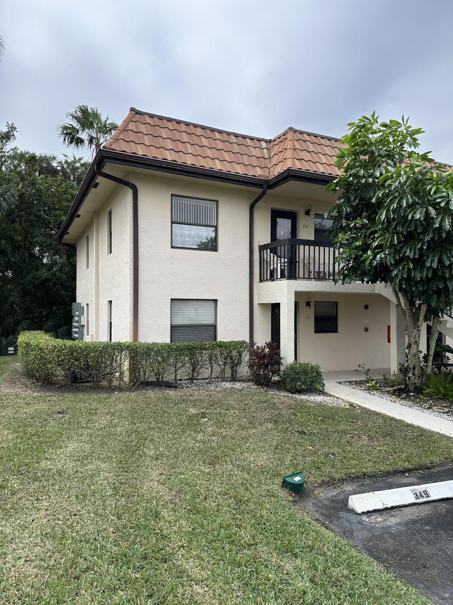 7190 Golf Colony Court 101