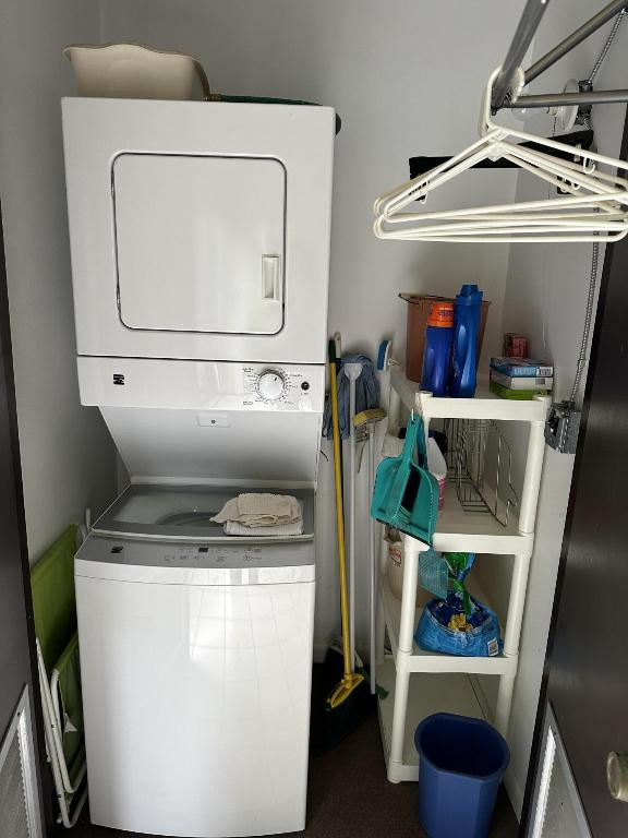 7190 Golf Colony Court 101