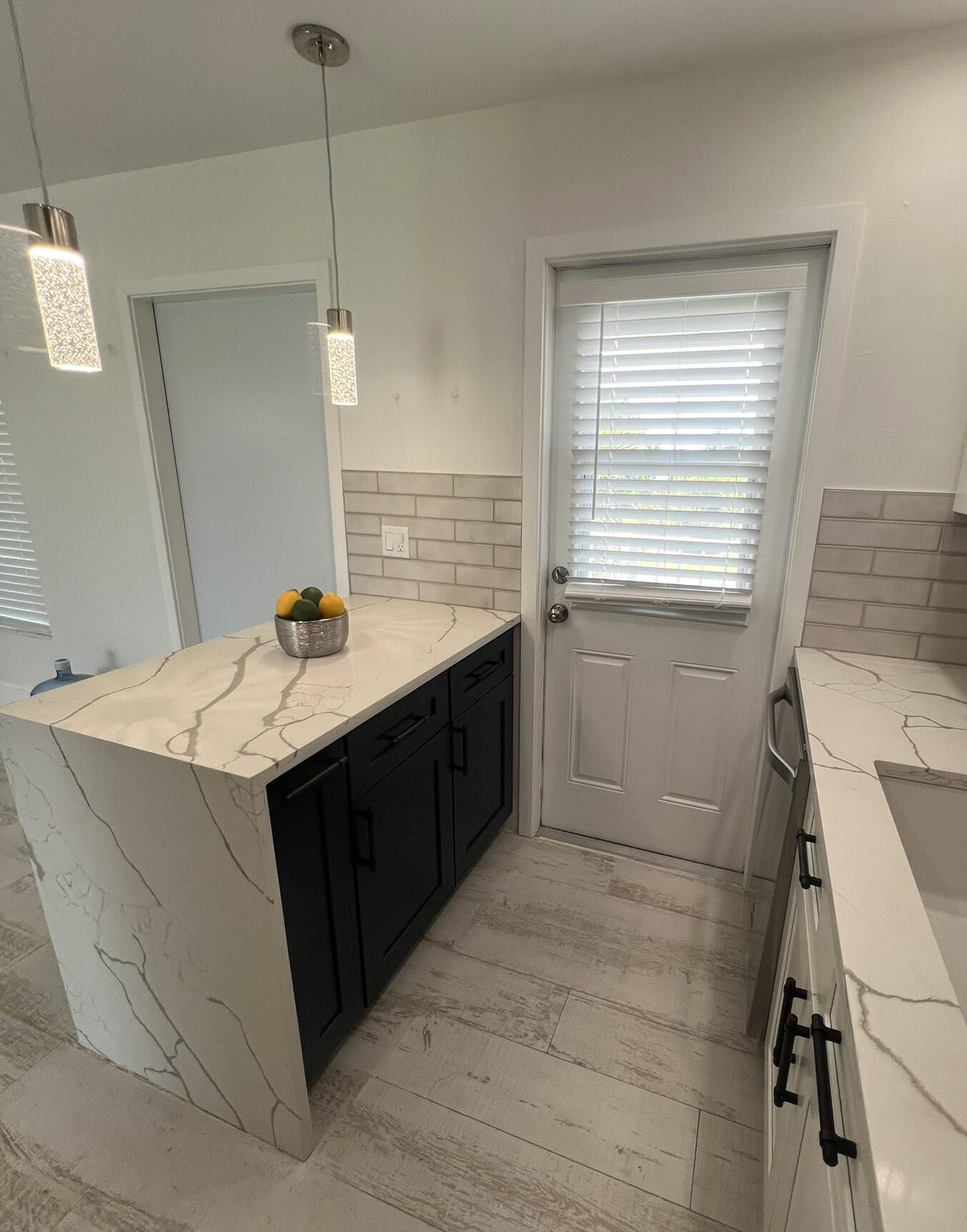 813 Hummingbird Way 6a