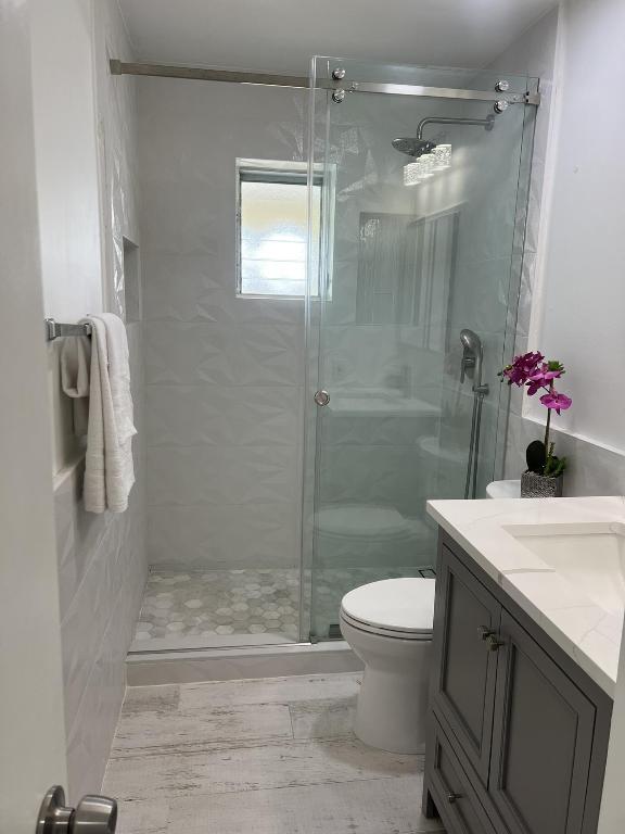 813 Hummingbird Way 6a