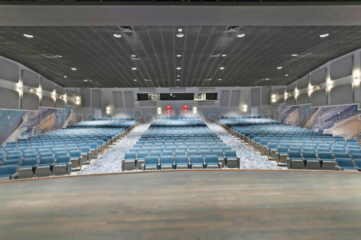 6193 Pointe Regal Circle 408