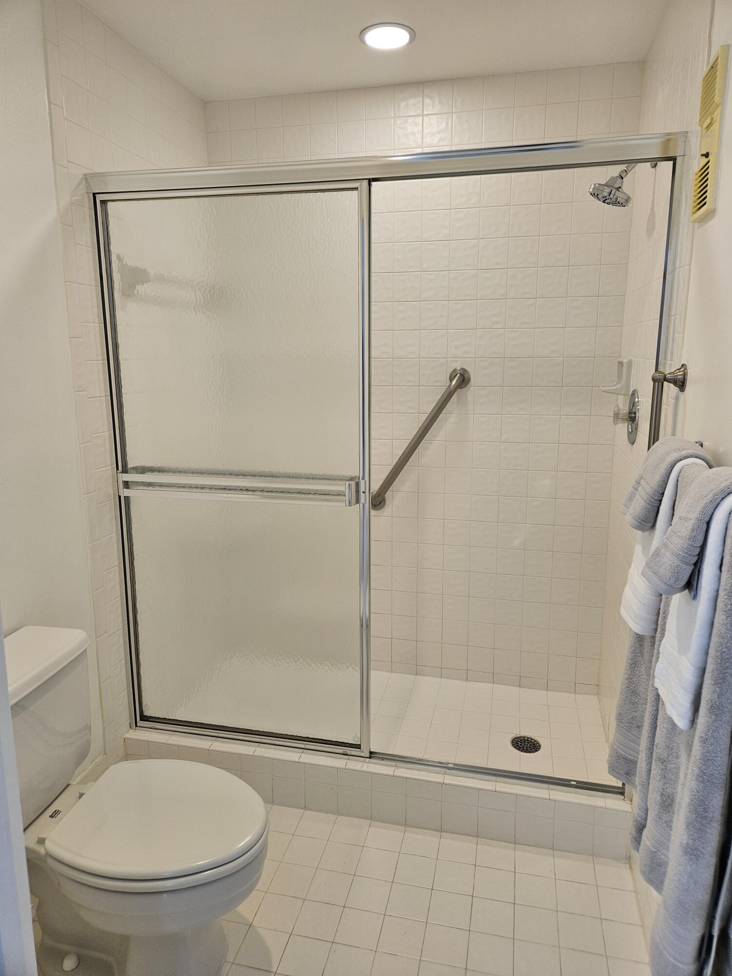 6193 Pointe Regal Circle 408