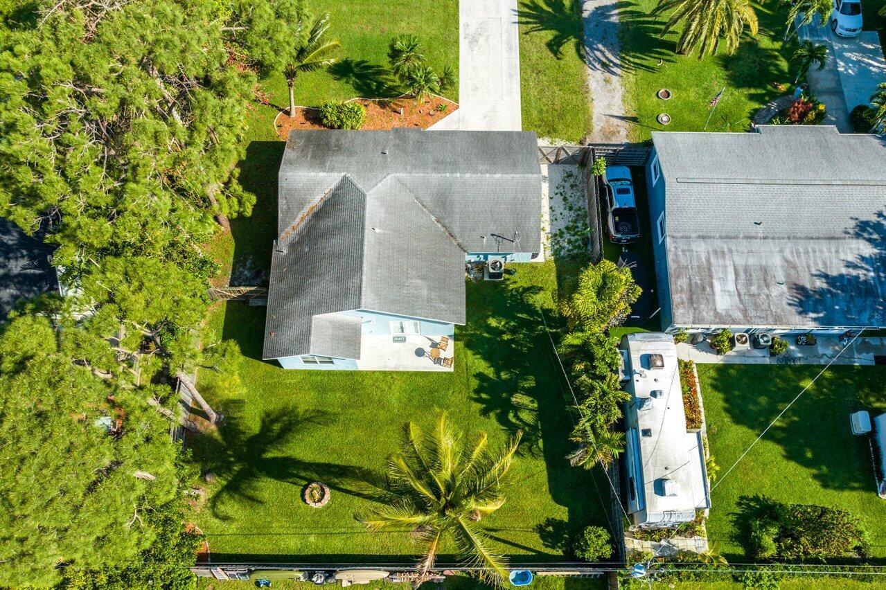 7456 Cocoanut Drive