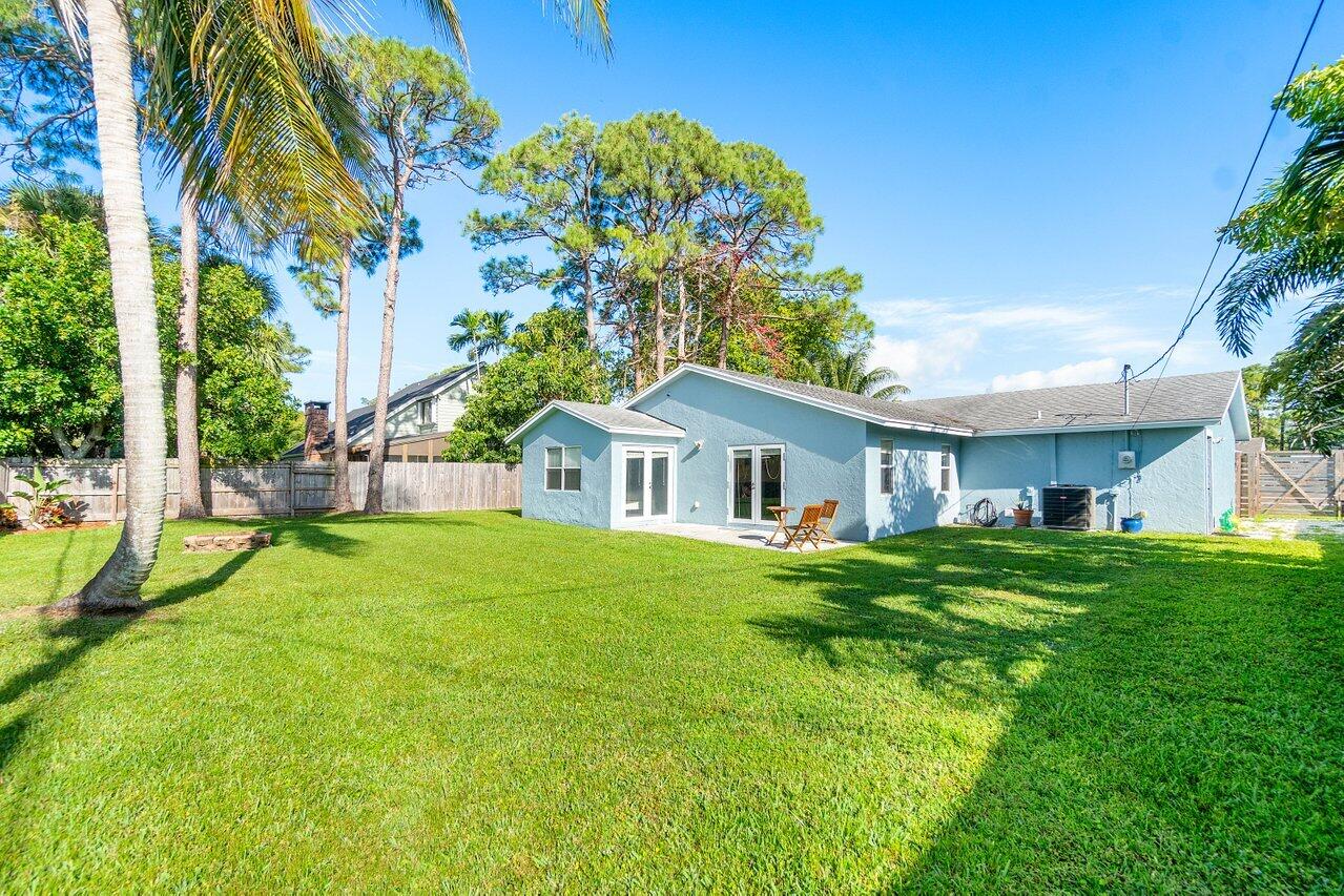 7456 Cocoanut Drive