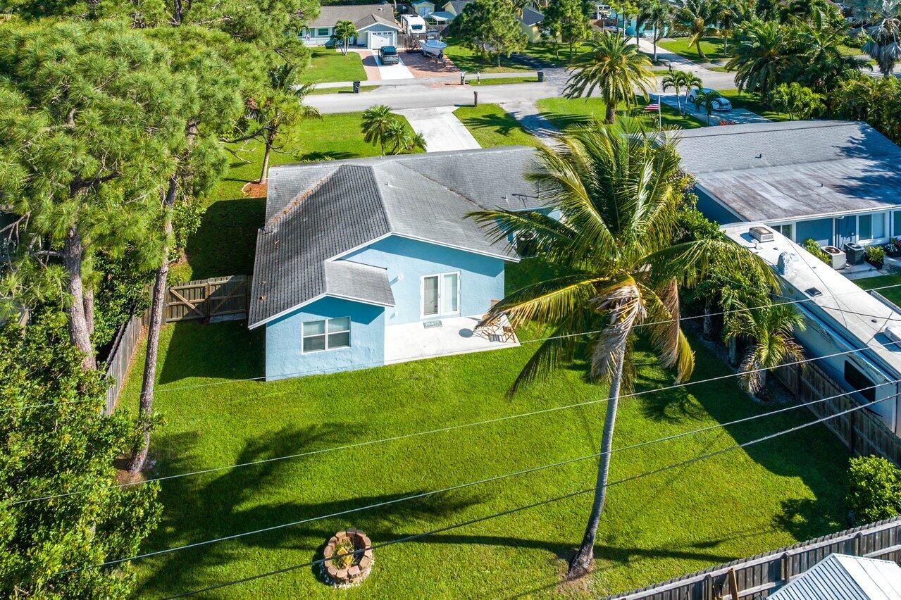 7456 Cocoanut Drive