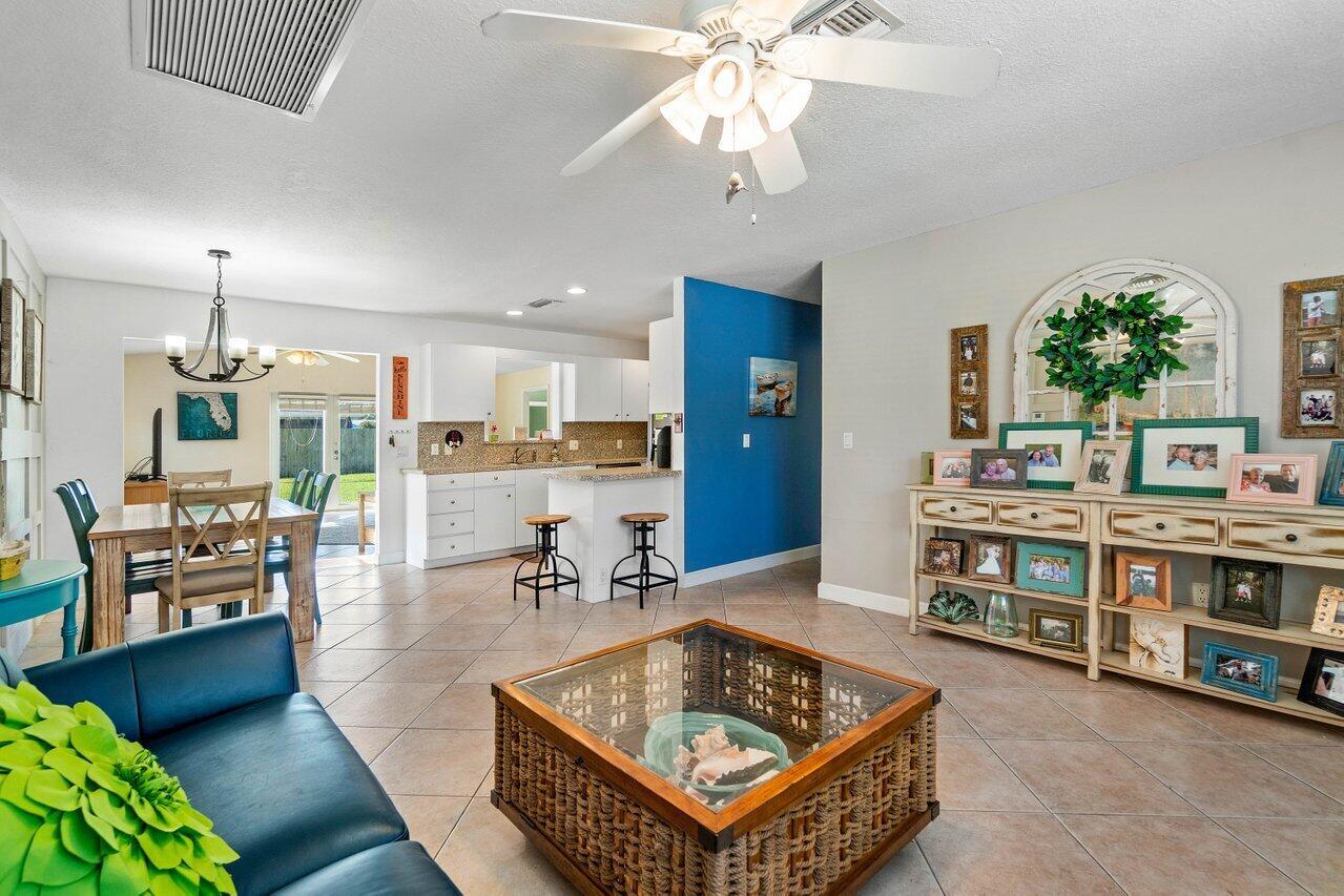 7456 Cocoanut Drive
