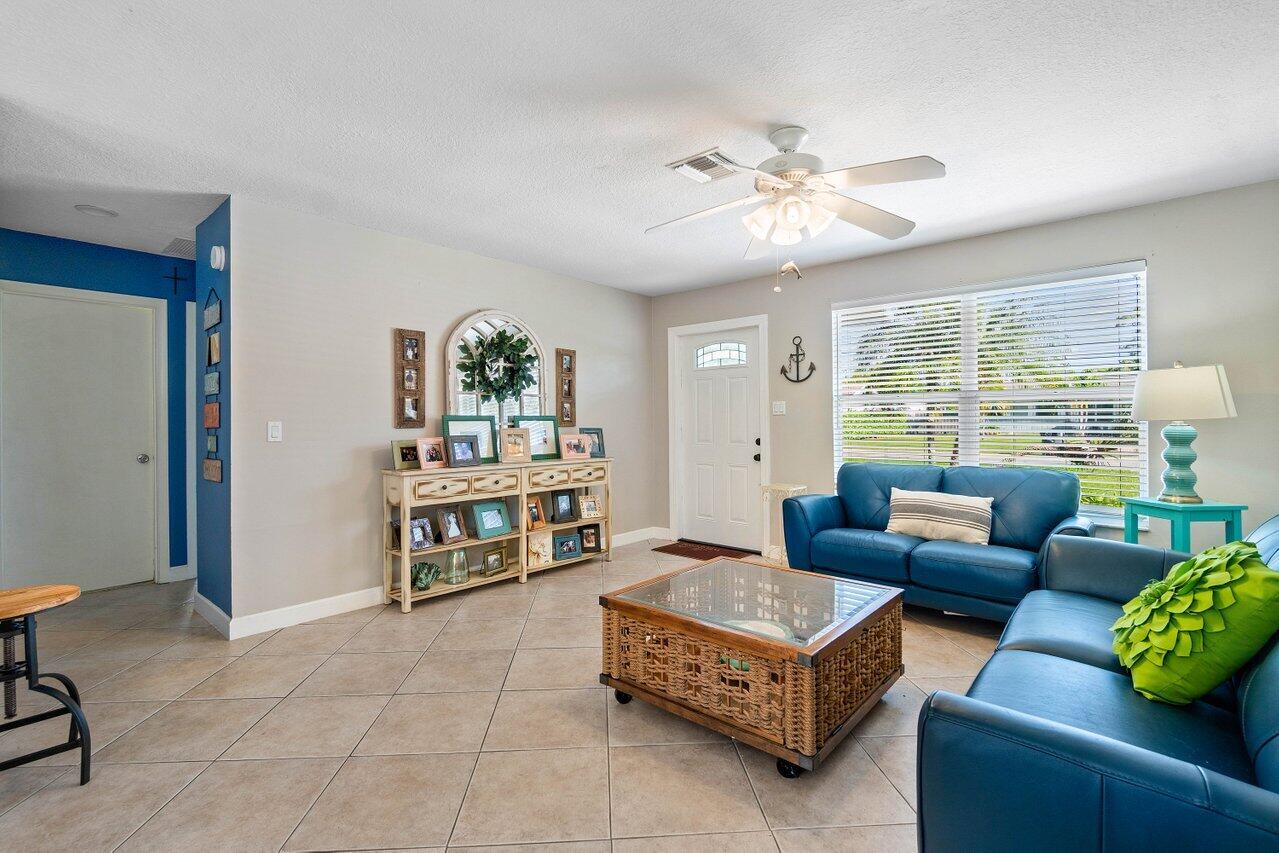7456 Cocoanut Drive