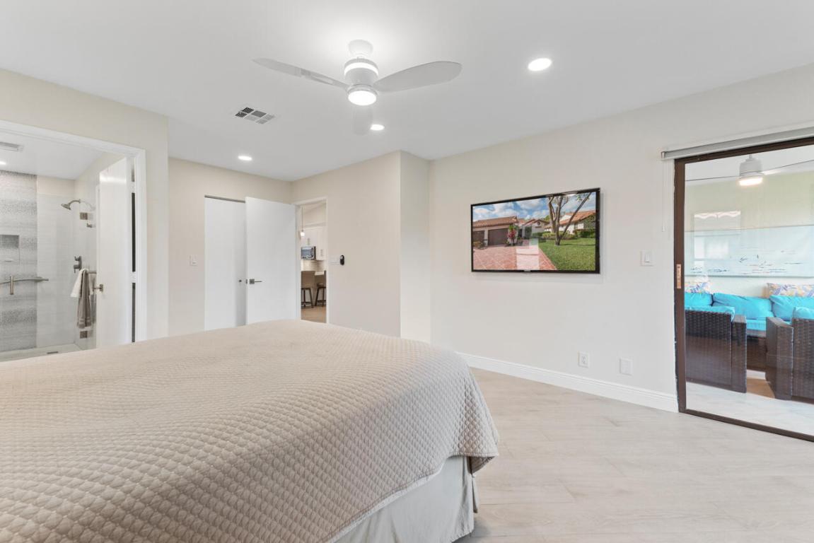 6037 Kings Gate Circle