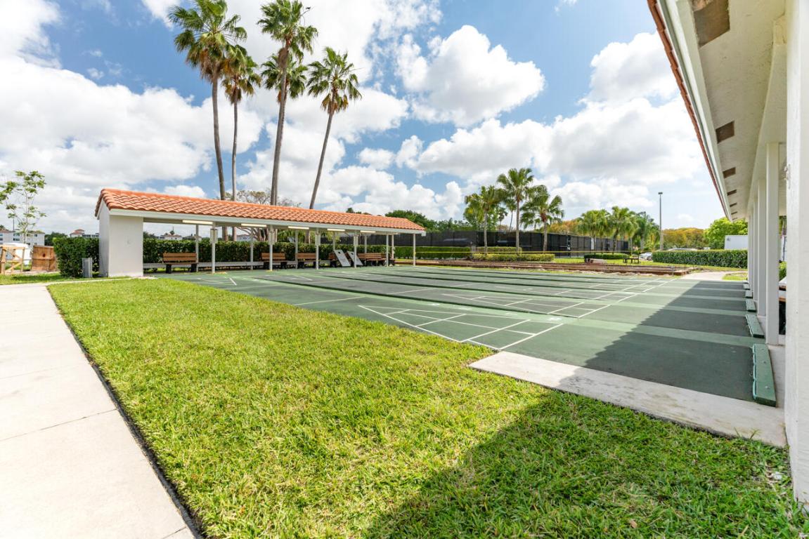 6037 Kings Gate Circle