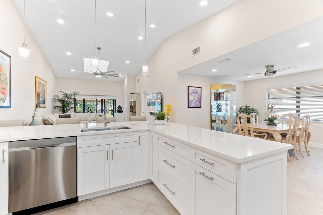 6037 Kings Gate Circle