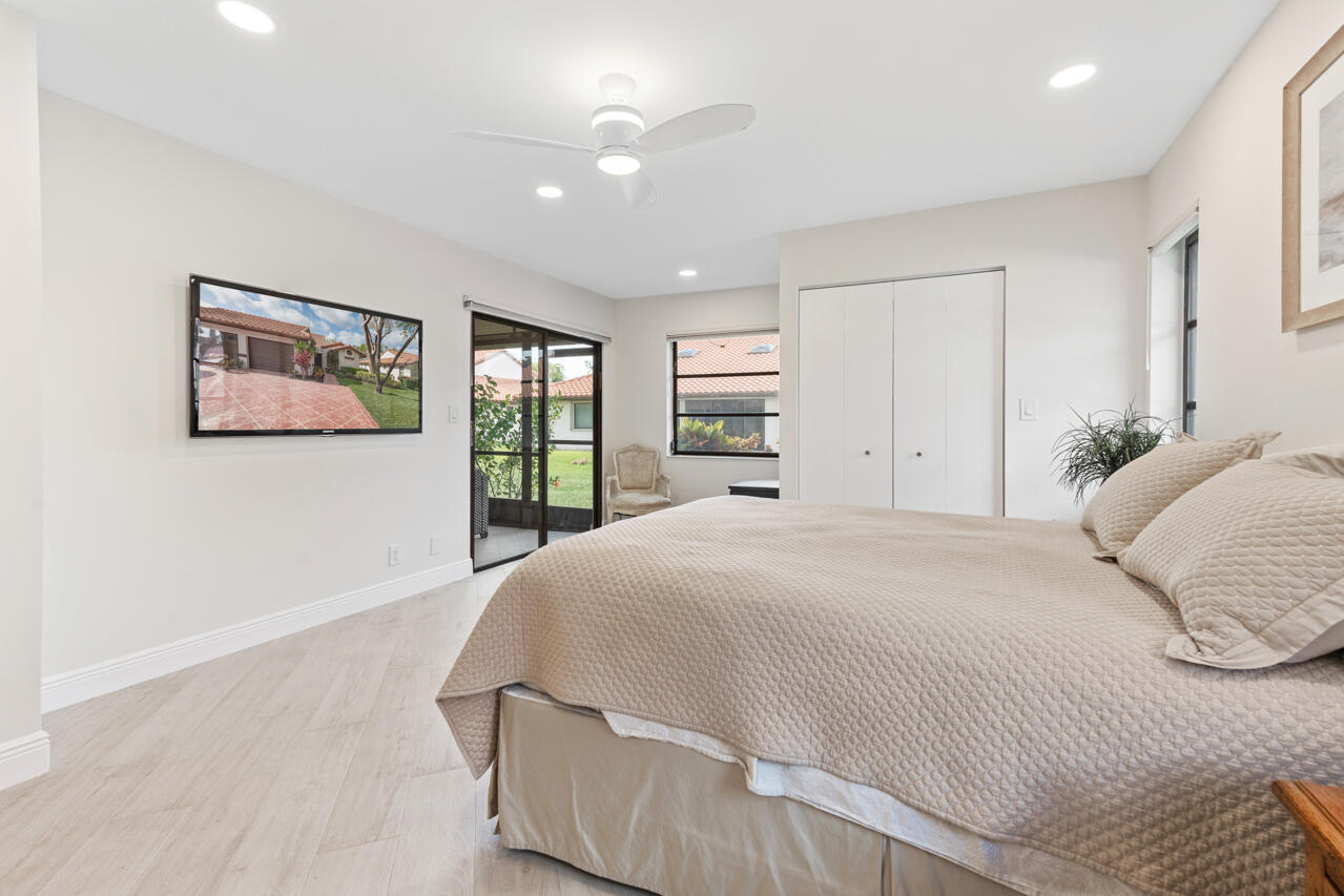 6037 Kings Gate Circle