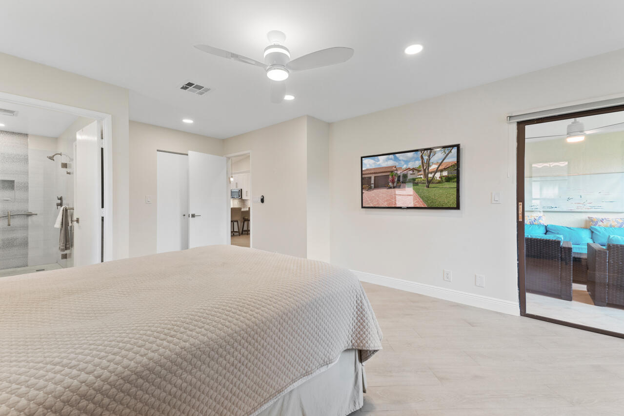 6037 Kings Gate Circle