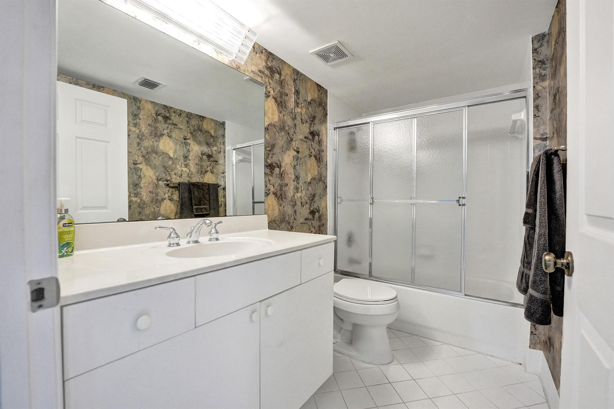 12511 Imperial Isle Drive 102