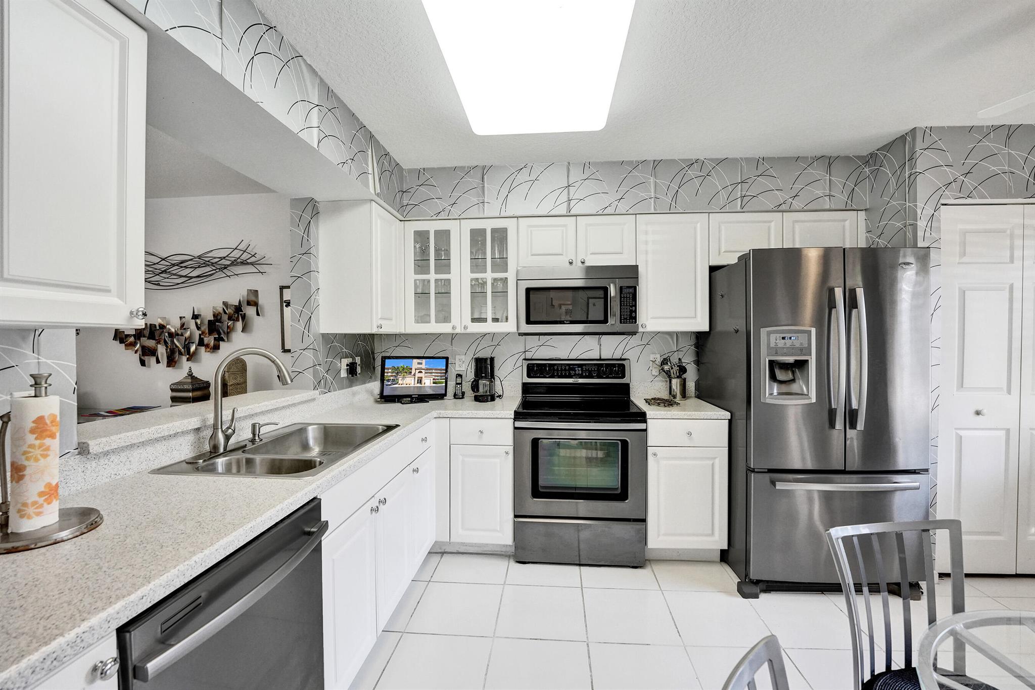 12511 Imperial Isle Drive 102