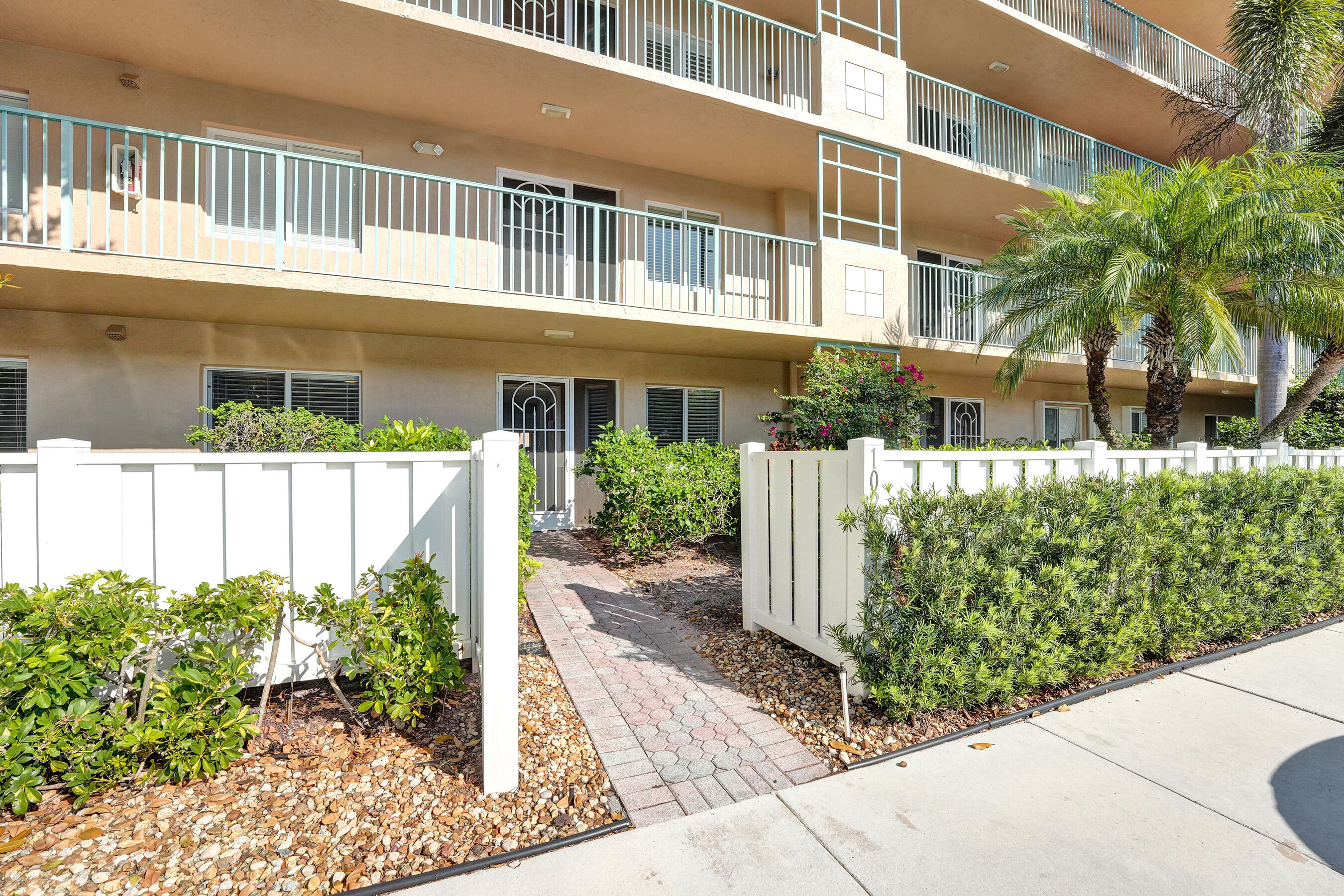 12511 Imperial Isle Drive 102