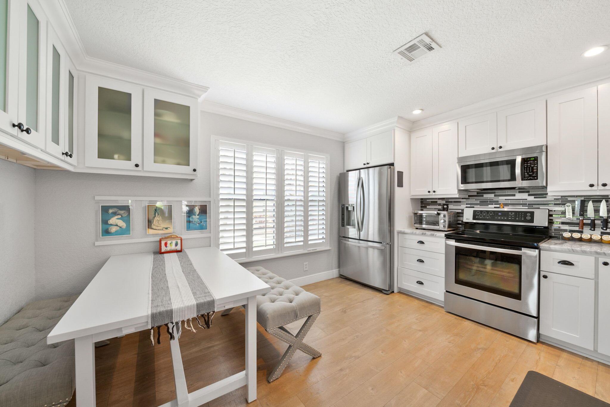 6241 Beaconwood Road