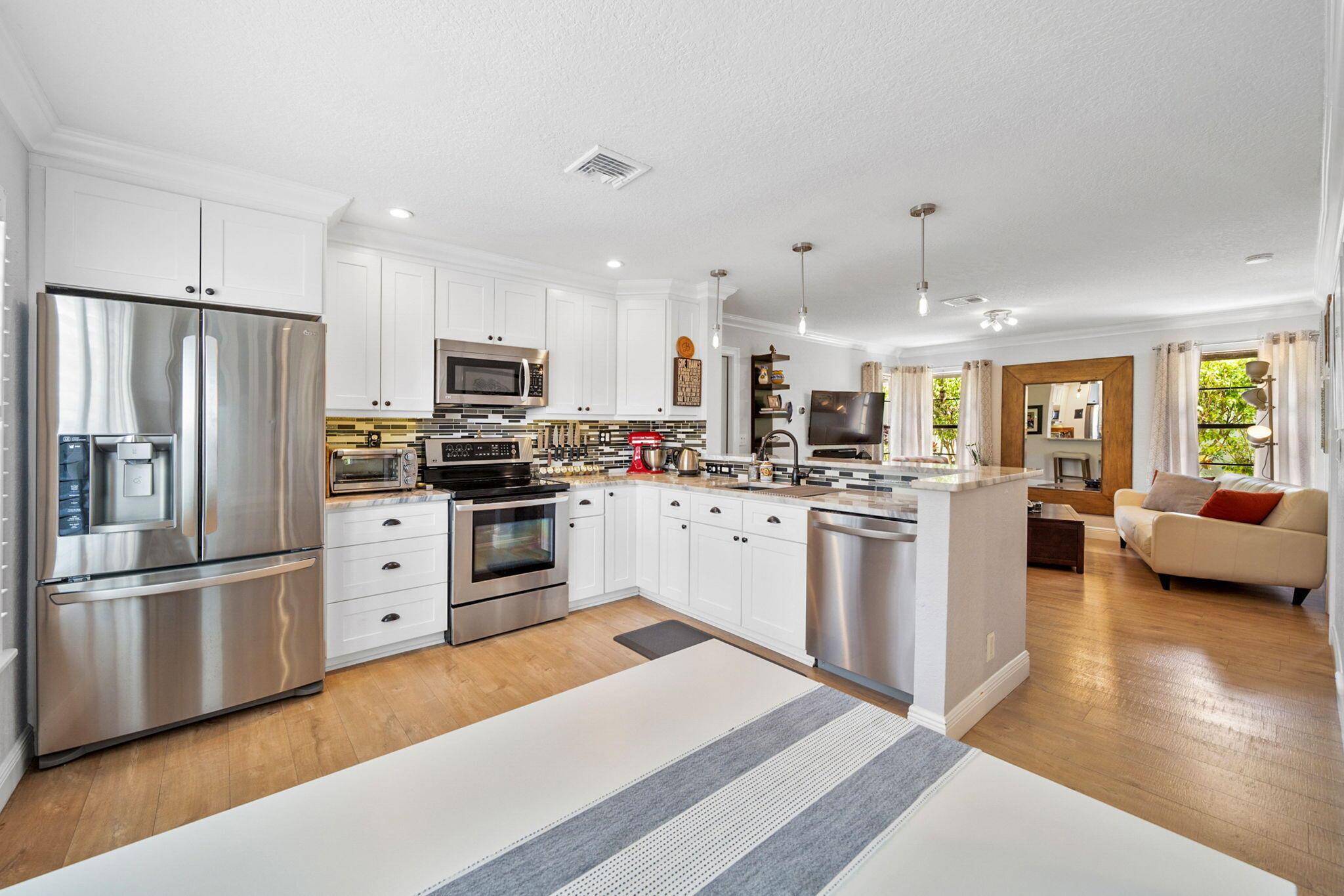 6241 Beaconwood Road