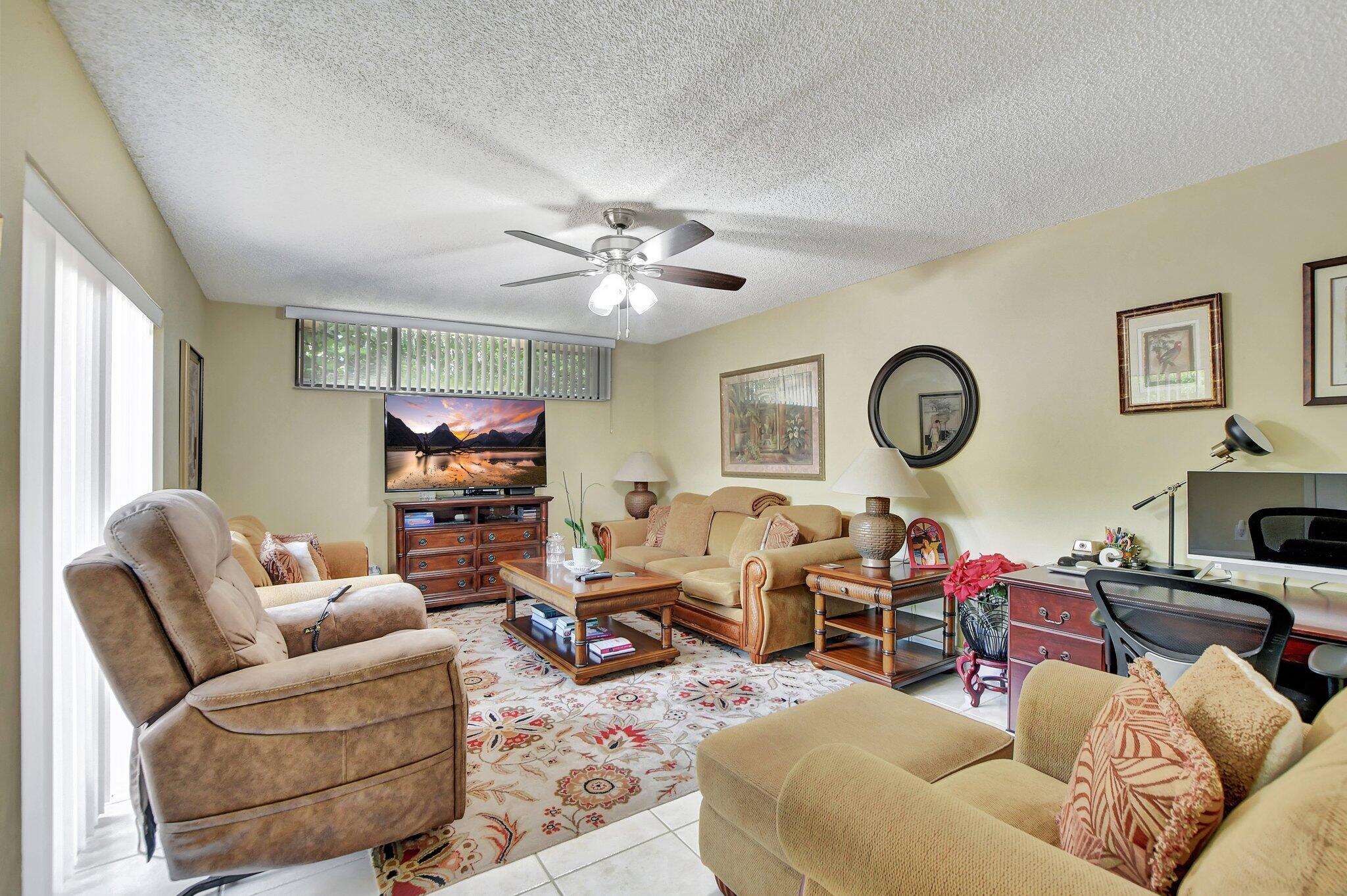 22952 Oxford Place B