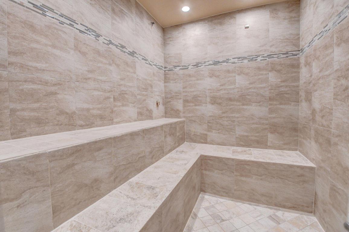 22952 Oxford Place B