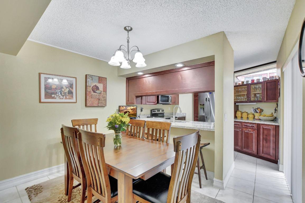 22952 Oxford Place B