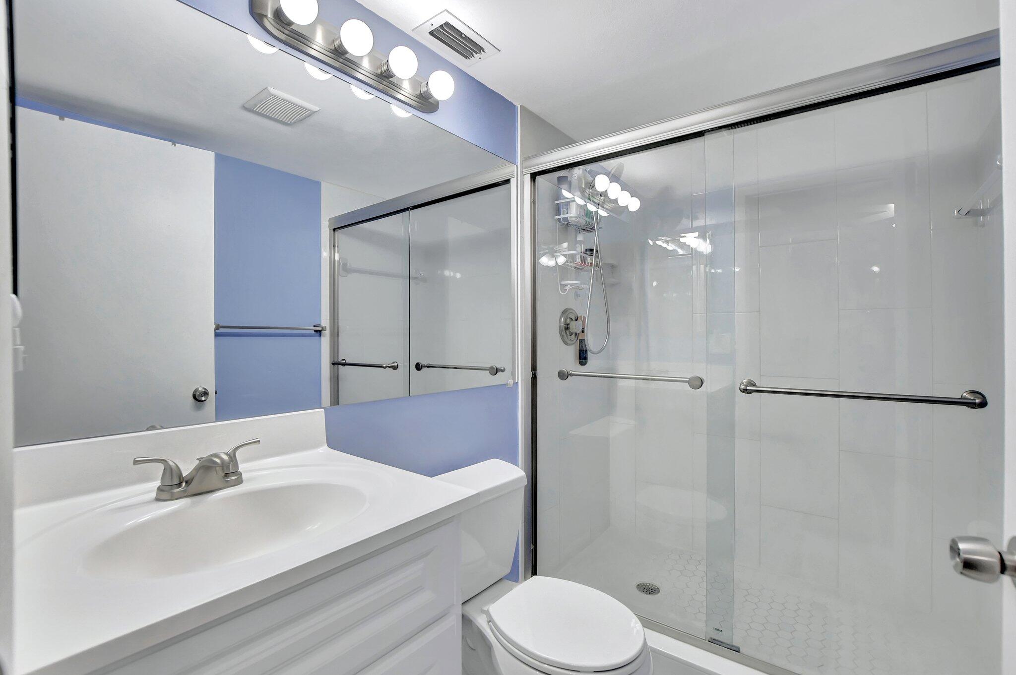 22952 Oxford Place B