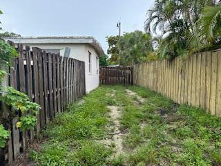 4411 NE 15th Terrace