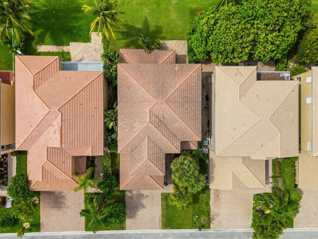 5065 Nautica Lake Circle