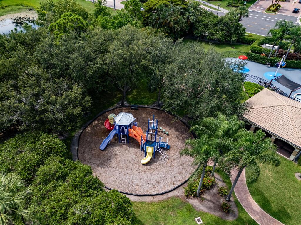 5065 Nautica Lake Circle