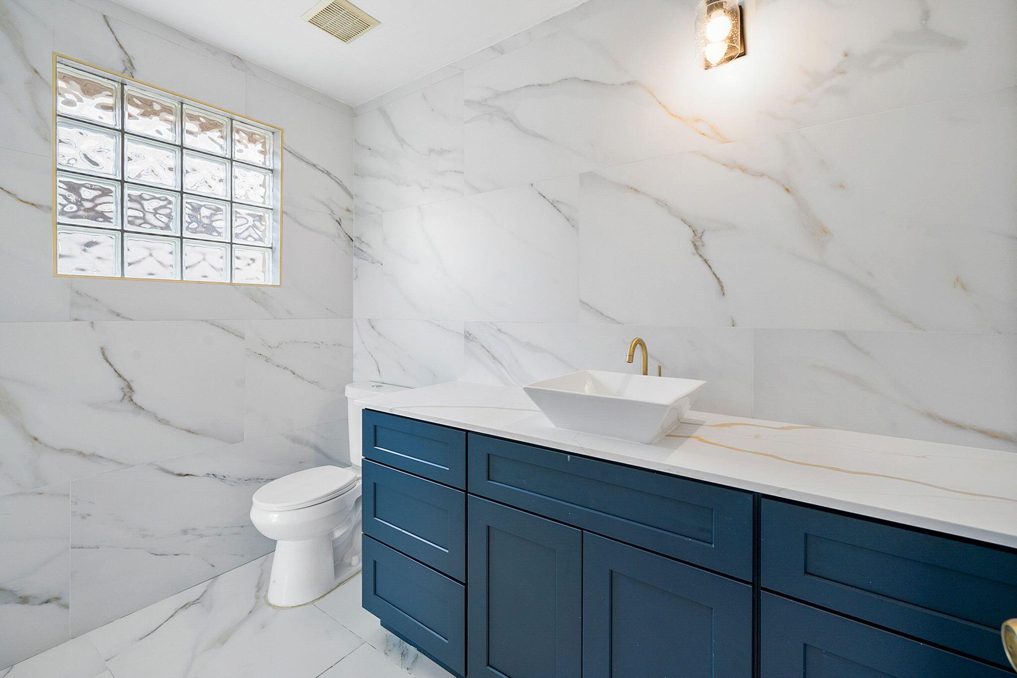 5065 Nautica Lake Circle