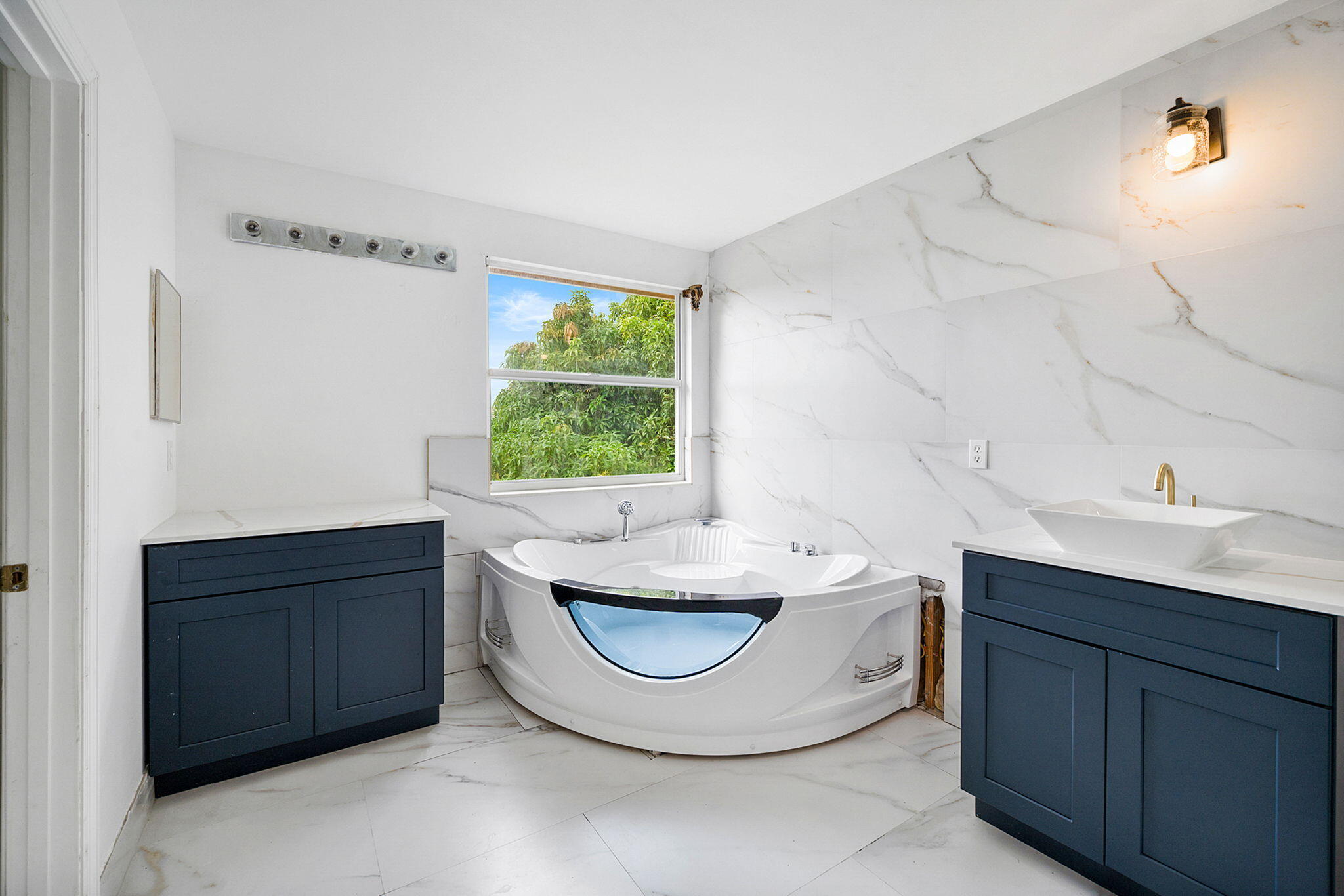 5065 Nautica Lake Circle