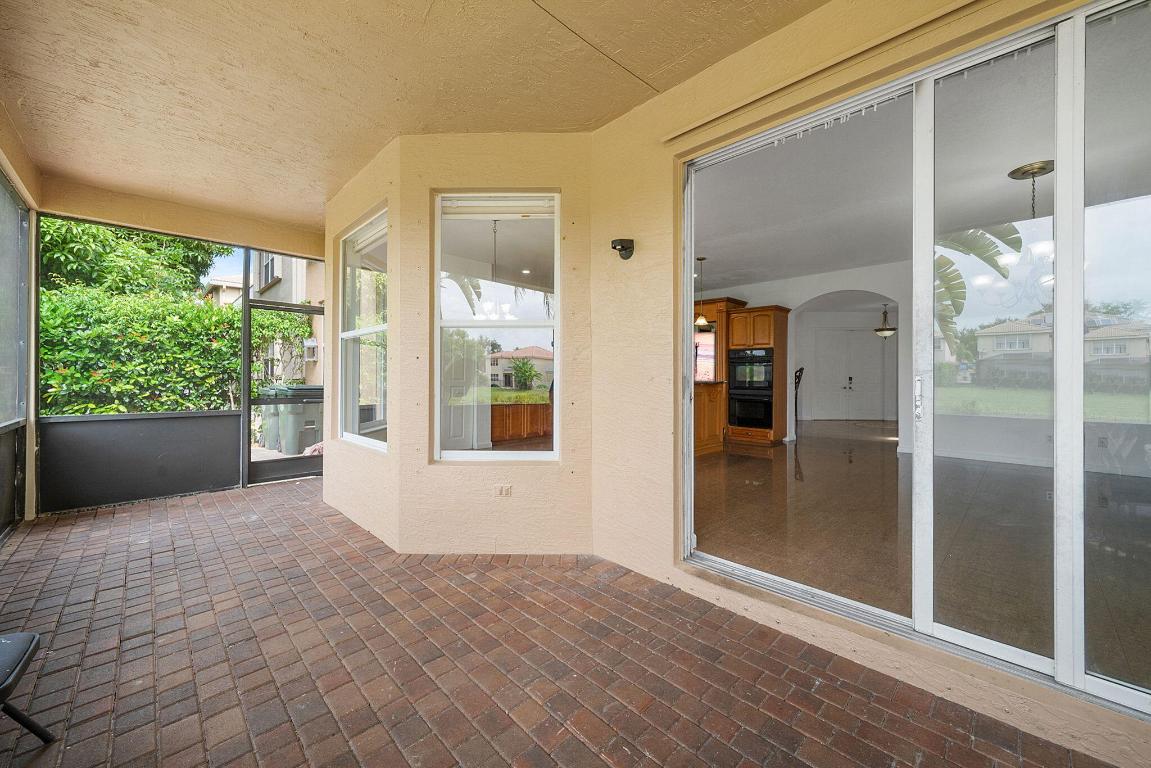 5065 Nautica Lake Circle