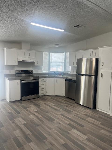 9201 Highpoint Drive