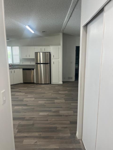 9201 Highpoint Drive