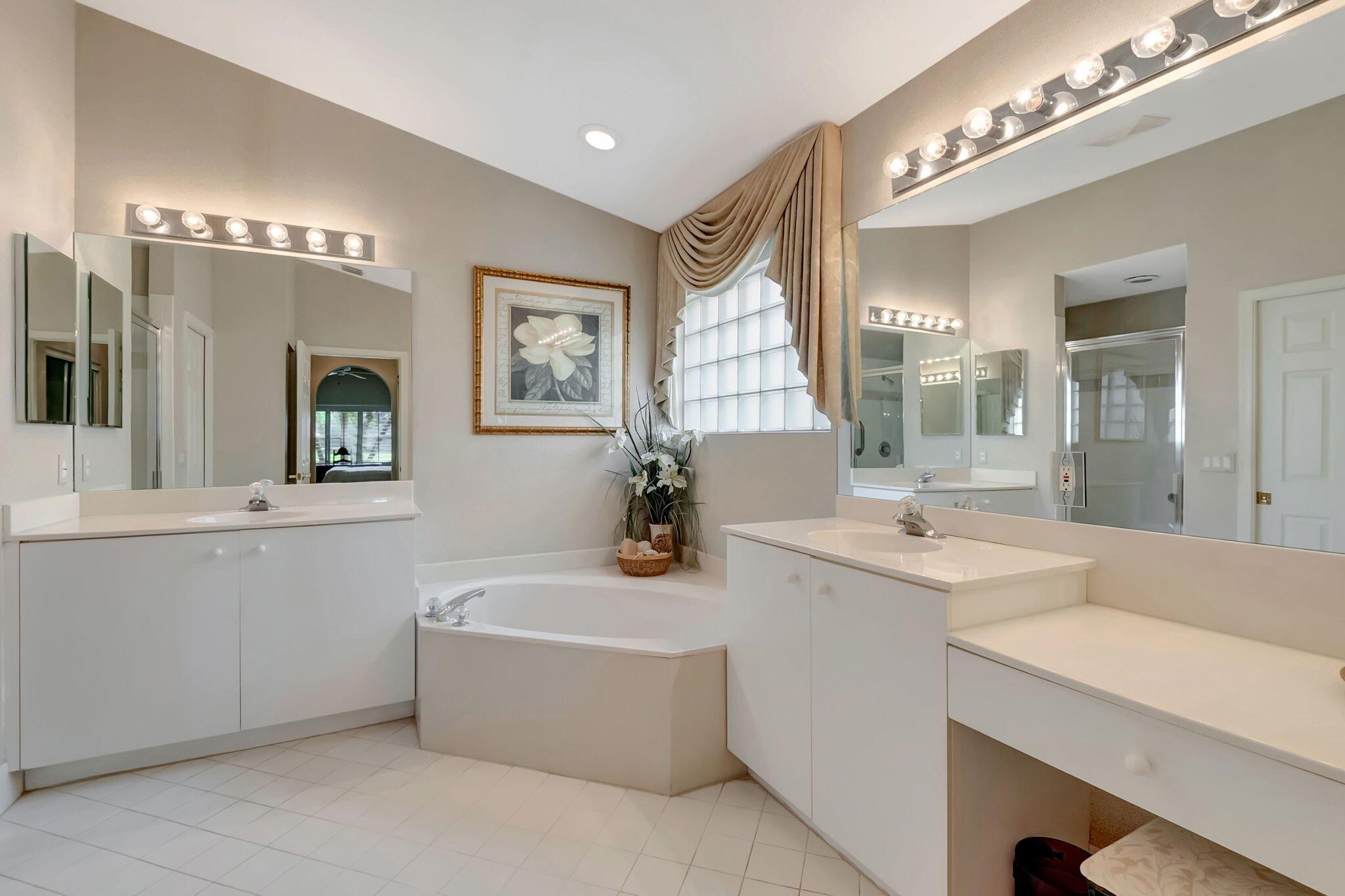 11530 Spring Oak Avenue