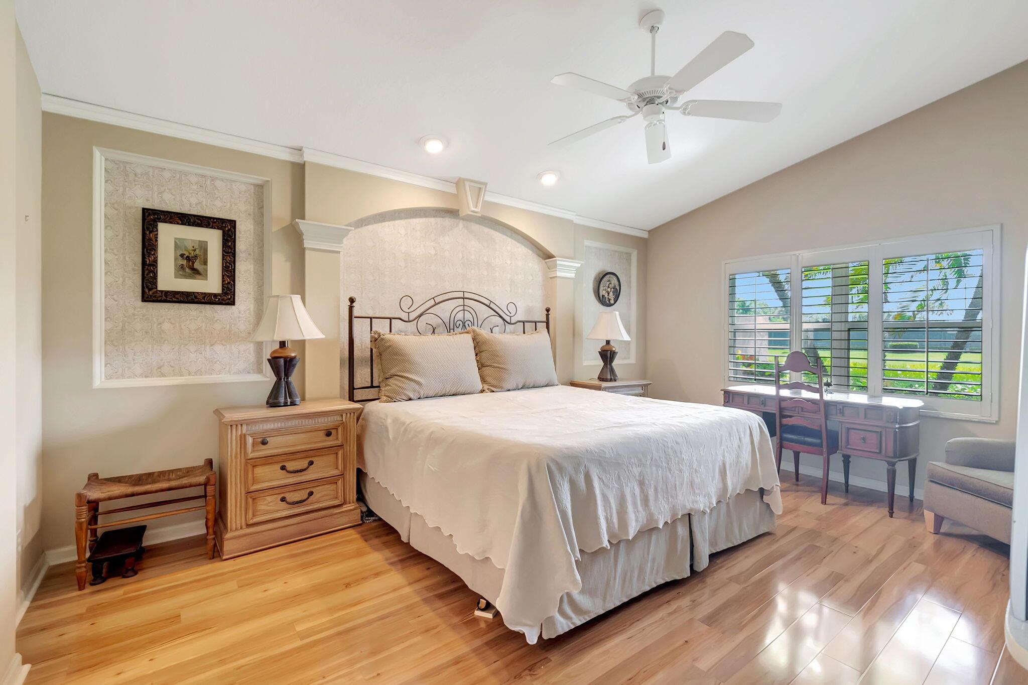 11530 Spring Oak Avenue