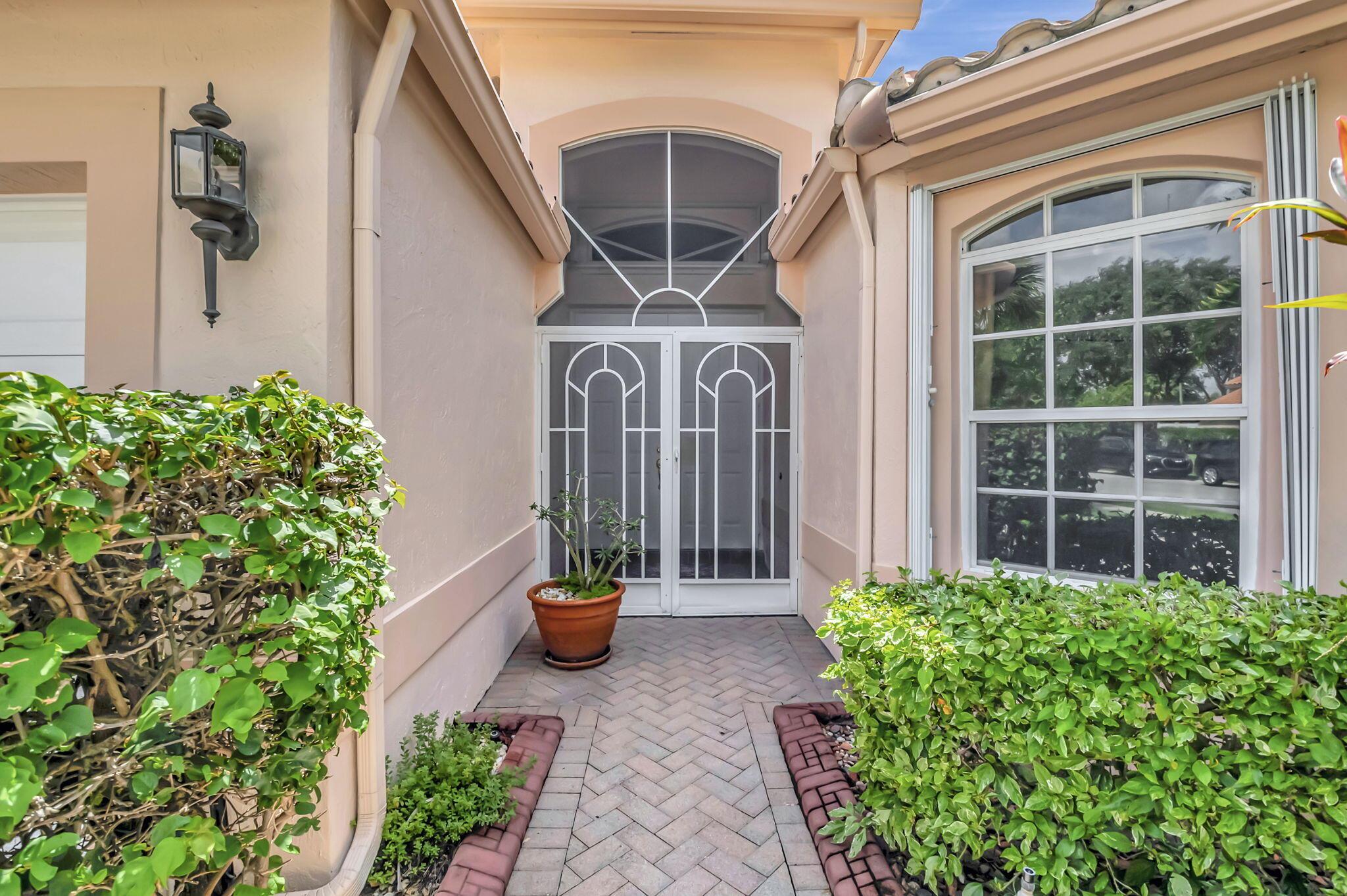 11530 Spring Oak Avenue